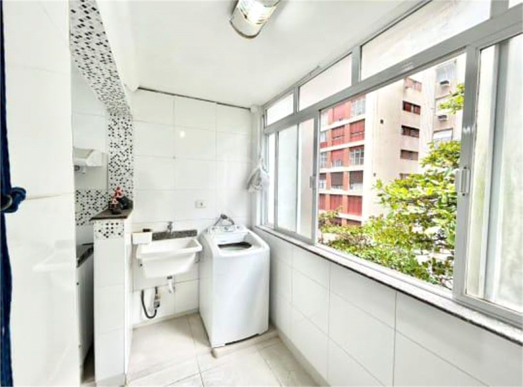 Apartamento à venda em São Vicente, Litoral Sul de SP, a 50 metros da Praia de Itararé e Praia dos Milionários