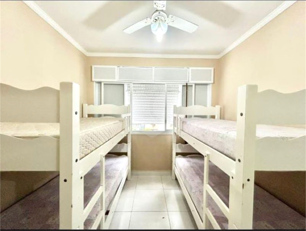 Apartamento à venda em São Vicente, Litoral Sul de SP, a 50 metros da Praia de Itararé e Praia dos Milionários