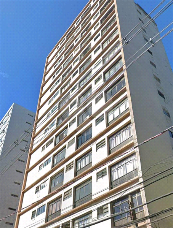 Apartamento à venda em São Vicente, Litoral Sul de SP, a meia quadra da Praia de Itararé