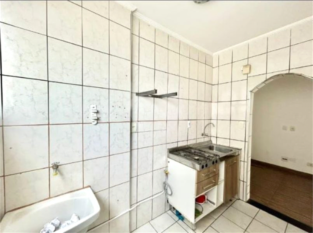 Apartamento à venda em São Vicente, Litoral Sul de SP, a meia quadra da Praia de Itararé