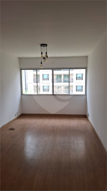 APARTAMENTO em ITAIM BIBI