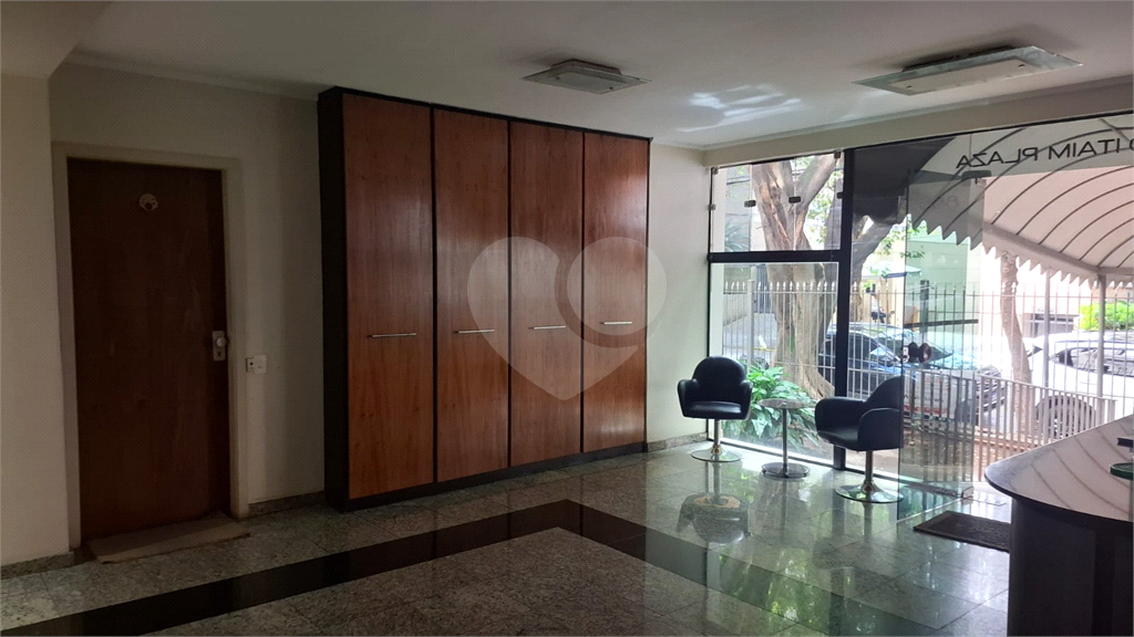 APARTAMENTO em ITAIM BIBI