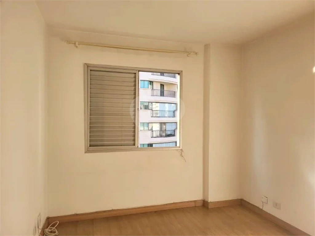 APARTAMENTO em ITAIM BIBI