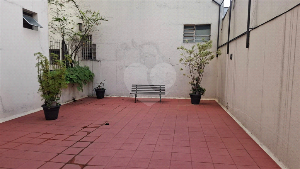 APARTAMENTO em ITAIM BIBI