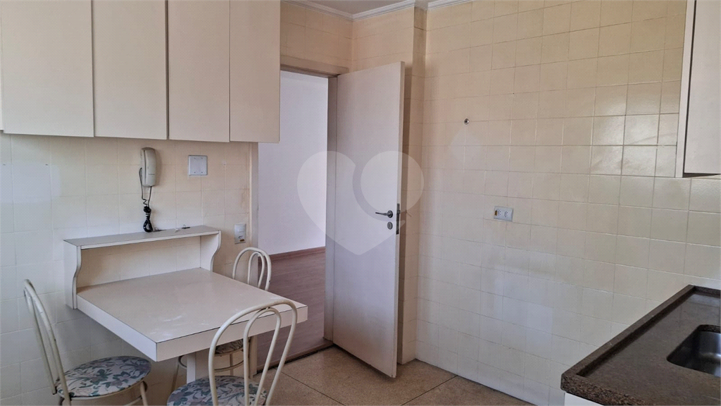 APARTAMENTO em ITAIM BIBI