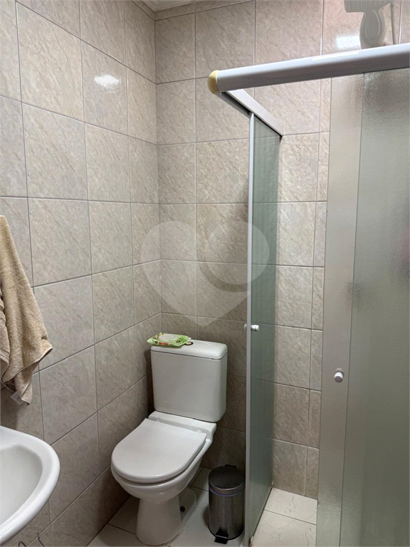 Casa condomínio fechado 03 dormitórios 