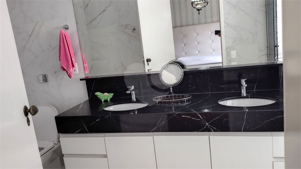 SOBRADO CONDOMÍNIO FECHADO 4 SUÍTES 4 VAGAS A VENDA NO BUTANTÃ VENDER