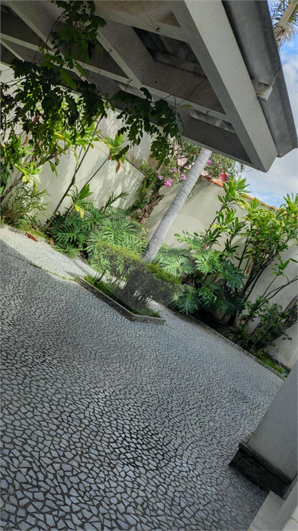 SOBRADO CONDOMÍNIO FECHADO 4 SUÍTES 4 VAGAS A VENDA NO BUTANTÃ VENDER