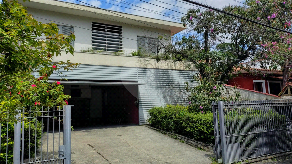 SOBRADO CONDOMÍNIO FECHADO 4 SUÍTES 4 VAGAS A VENDA NO BUTANTÃ VENDER