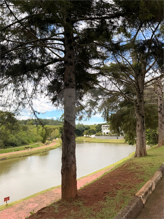 Lote de 600 metros no condomínio Monterey Ville - Mogi das Cruzes 