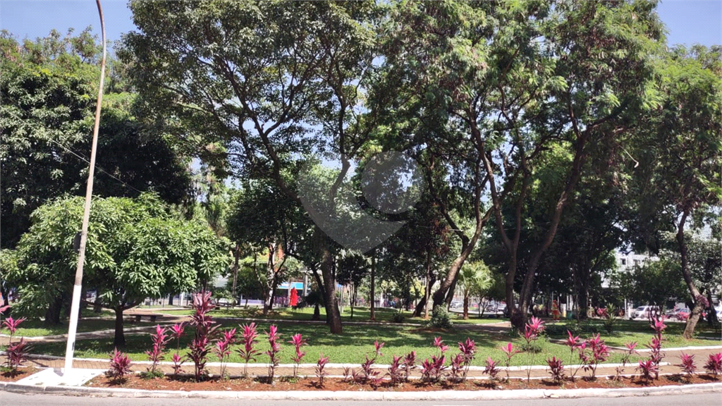 Apartamento 2 Dormitórios com Suíte, Vaga e Elevador – Ótima Localização