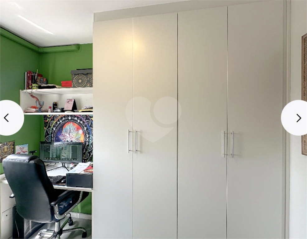 AP na Barra Funda com vista livre e sol da manhã. 