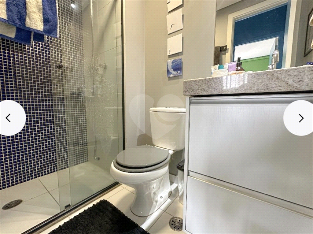 AP na Barra Funda com vista livre e sol da manhã. 