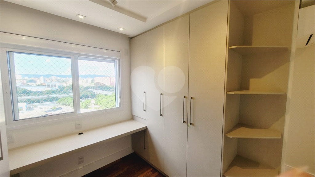 APARTAMENTO em BARRA FUNDA