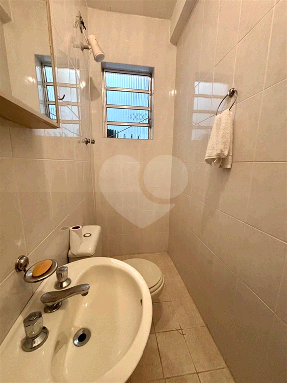 Sobrado com 5 dormitórios, piscina, salão de festas e 7 vagas na Vila Albertina.