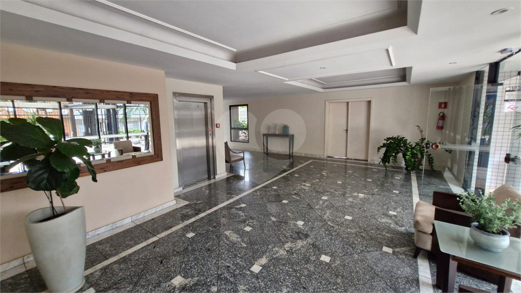 Apartamento com 3 quartos e 2 vagas na Pompeia