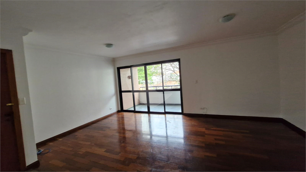 Apartamento com 3 quartos e 2 vagas na Pompeia