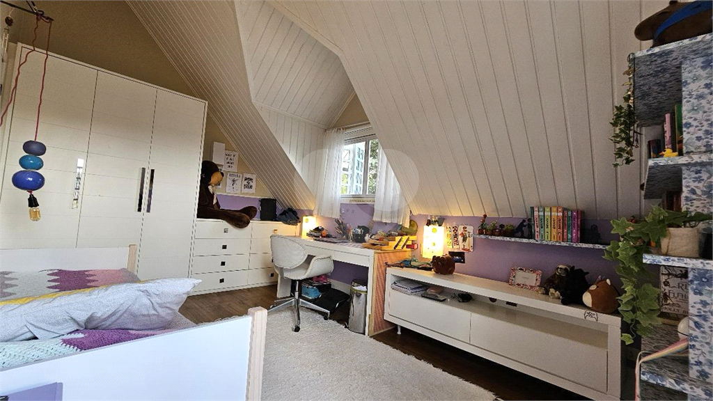 Linda casa em condomínio Alto Padrão - Alphaville 12