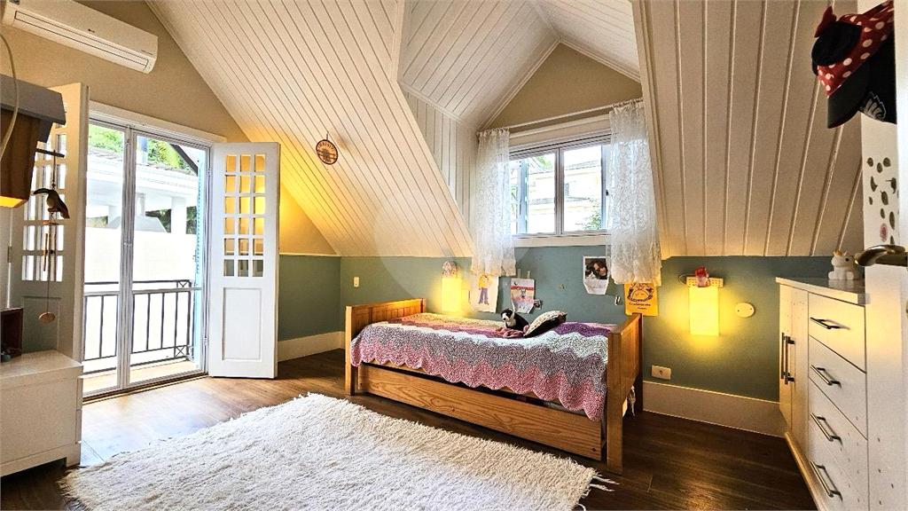 Linda casa em condomínio Alto Padrão - Alphaville 12