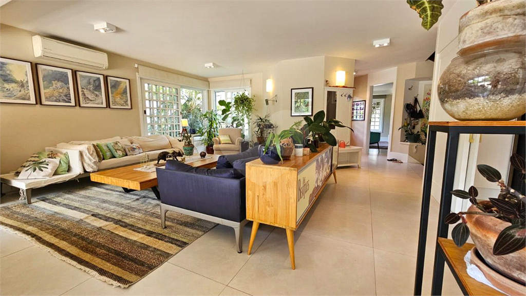 Linda casa em condomínio Alto Padrão - Alphaville 12