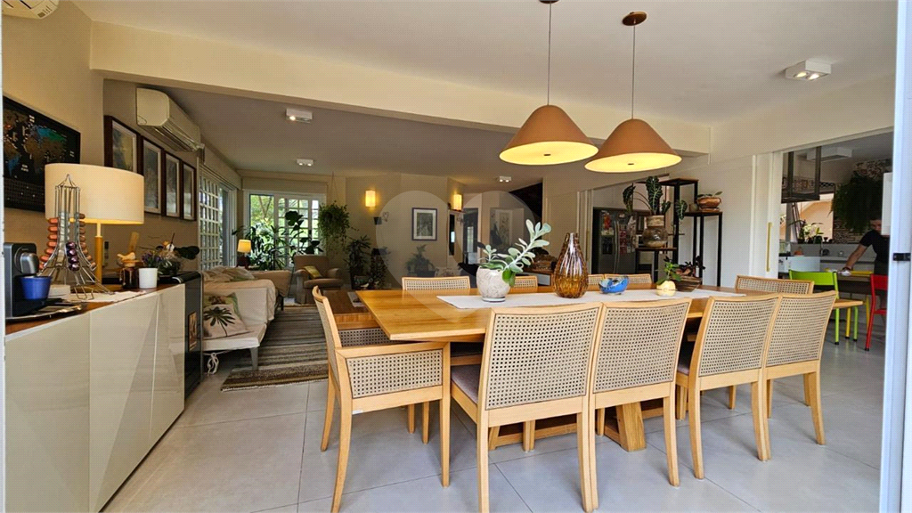 Linda casa em condomínio Alto Padrão - Alphaville 12