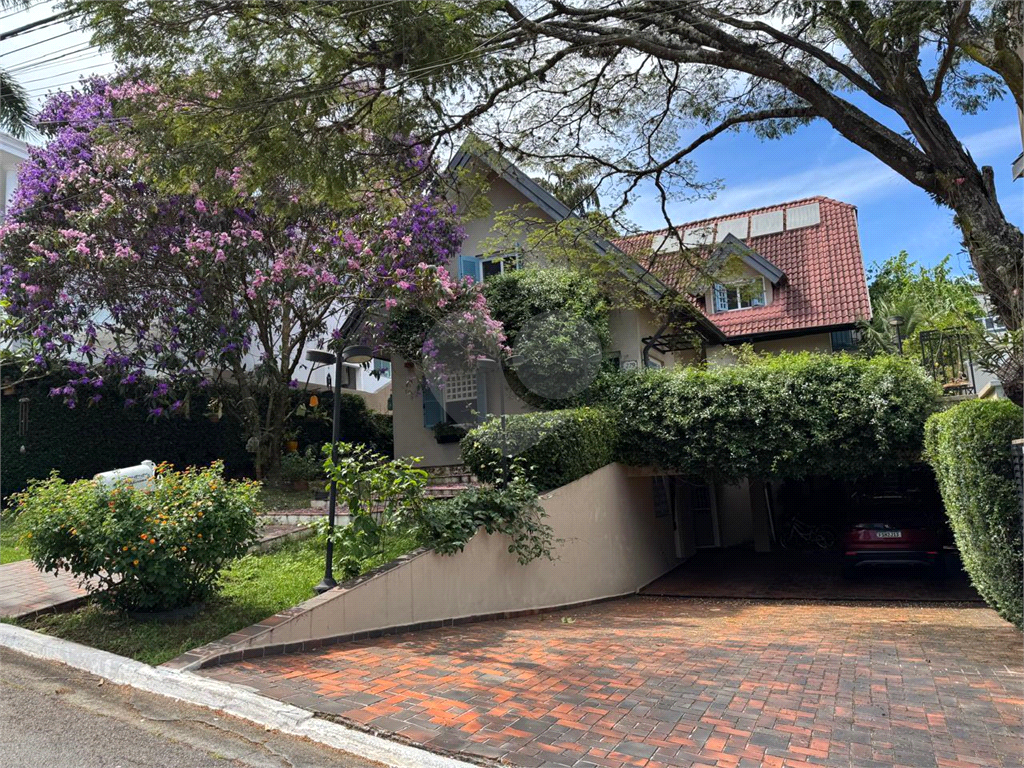 Linda casa em condomínio Alto Padrão - Alphaville 12