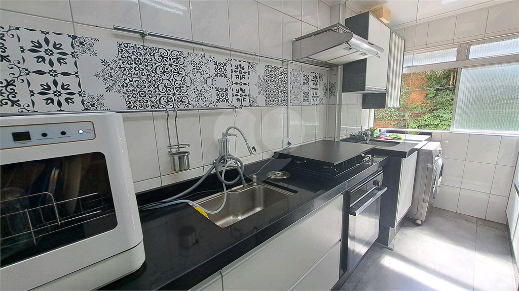 Apartamento Reformado e Ensolarado no Residencial Recanto Cantareira