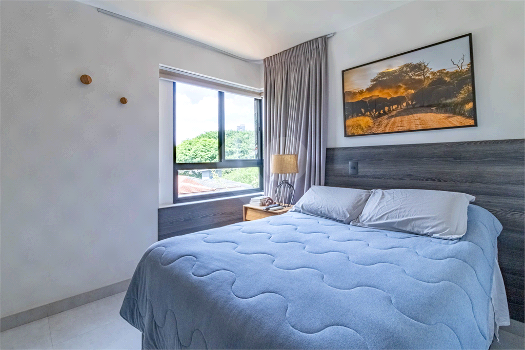 APARTAMENTO em VILA MADALENA