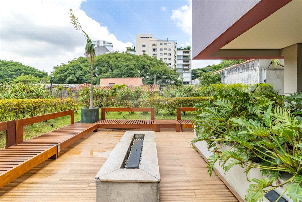 APARTAMENTO em VILA MADALENA