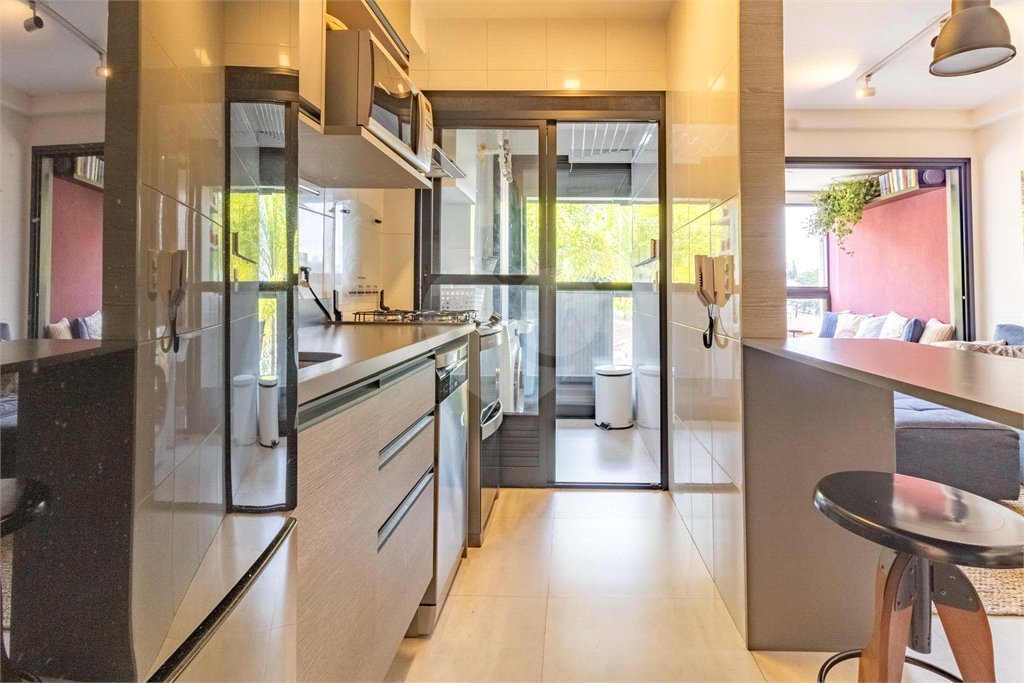 APARTAMENTO em VILA MADALENA