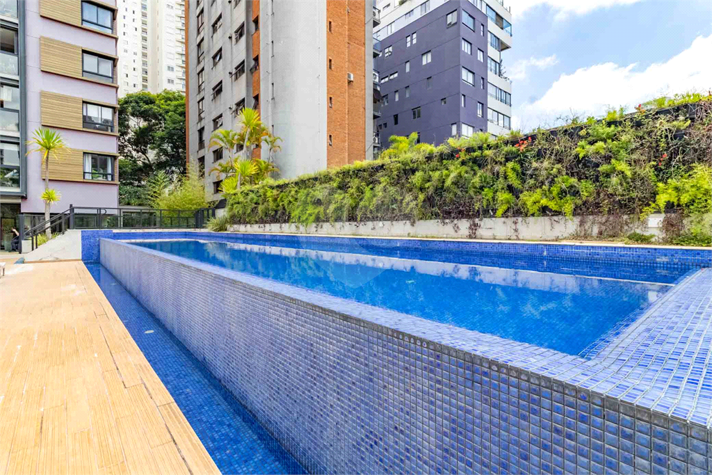 APARTAMENTO em VILA MADALENA