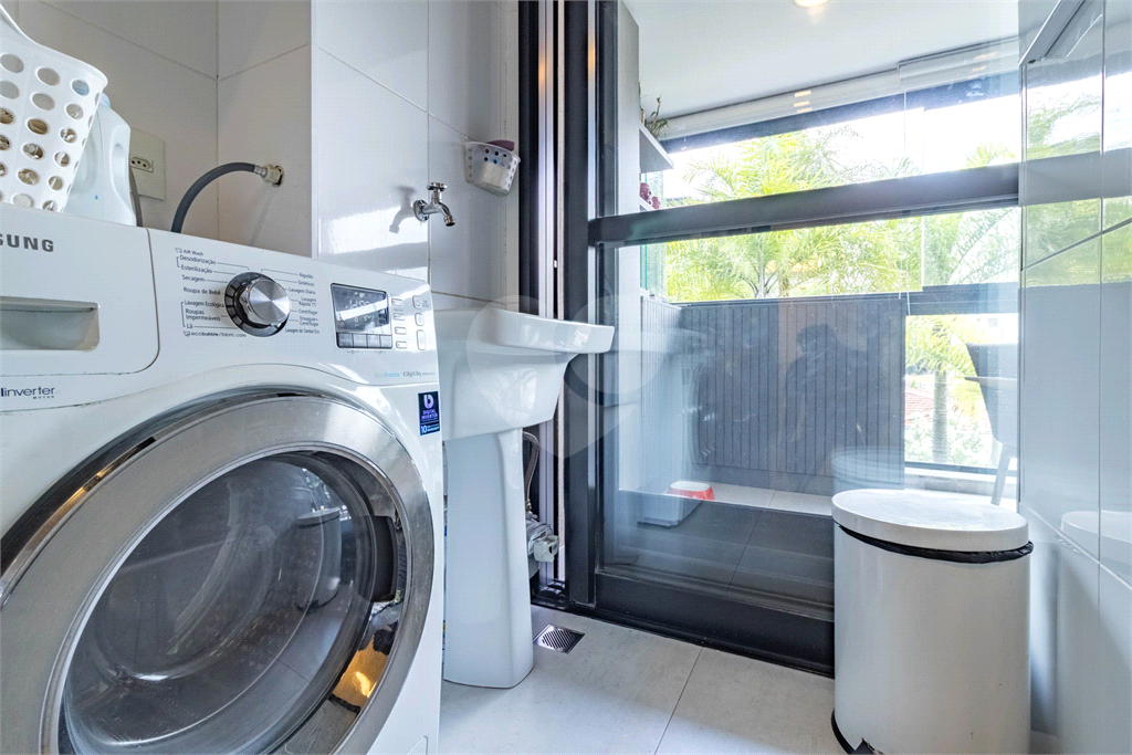 APARTAMENTO em VILA MADALENA