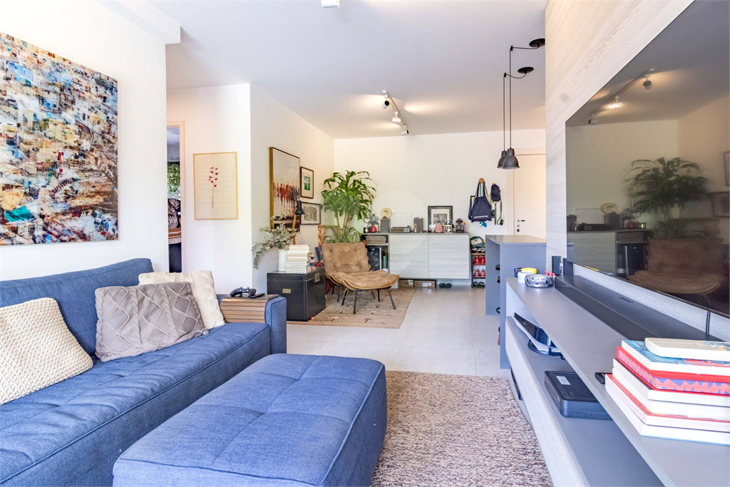 APARTAMENTO em VILA MADALENA