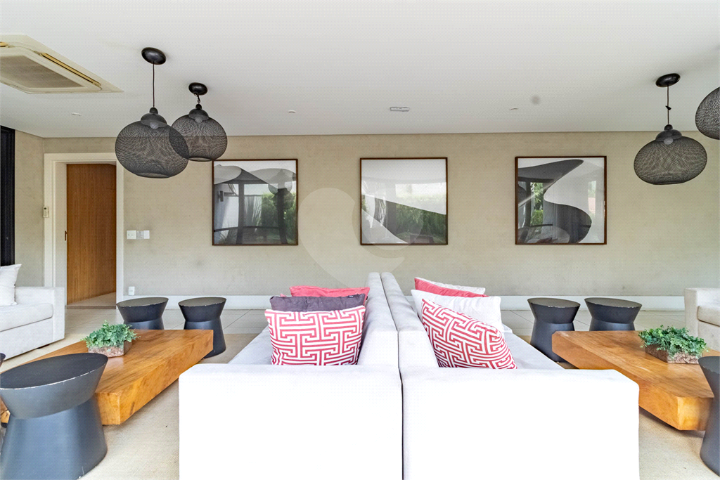 APARTAMENTO em VILA MADALENA