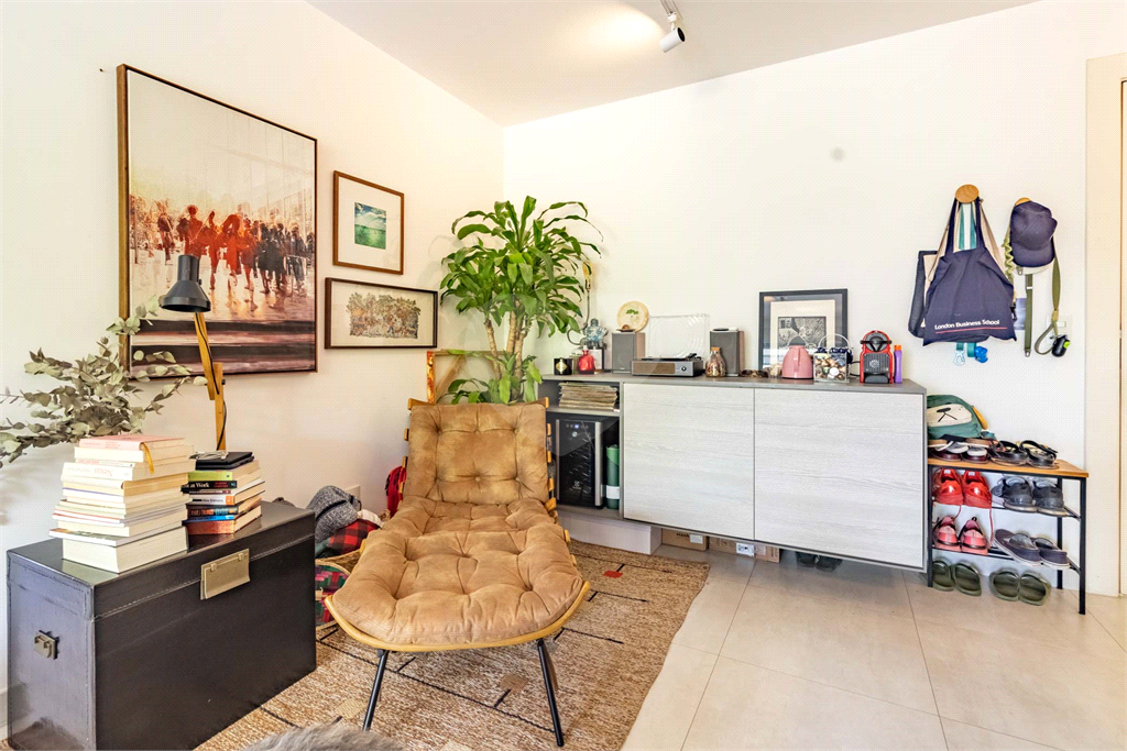 APARTAMENTO em VILA MADALENA