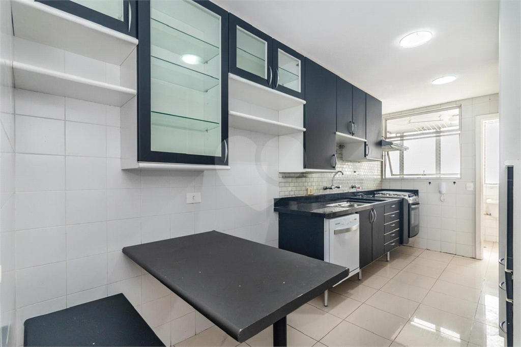 Amplo Apartamento de 161m² no Jardim Paulista – 3 Dorms (1 Suíte).