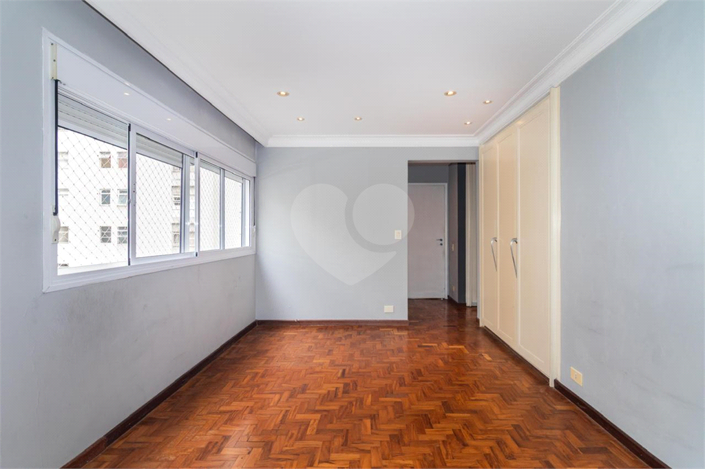 Amplo Apartamento de 161m² no Jardim Paulista – 3 Dorms (1 Suíte).