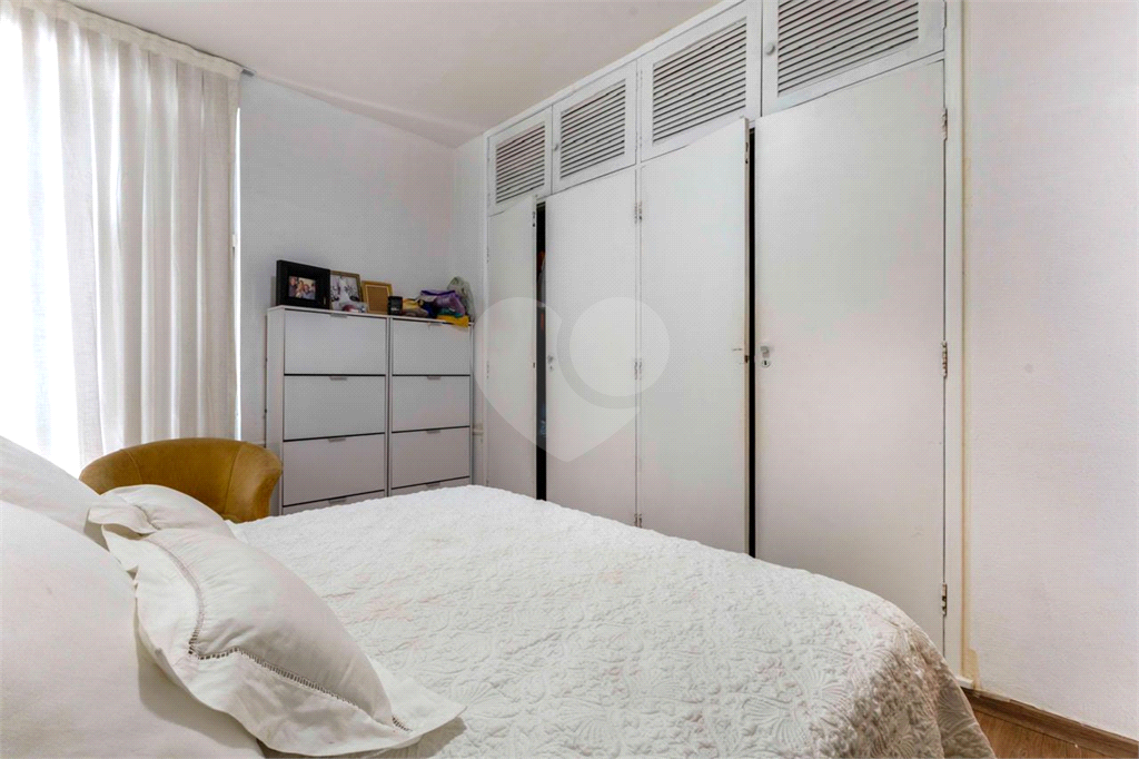  Em Higienópolis 290m² - Elegância e bom gosto.