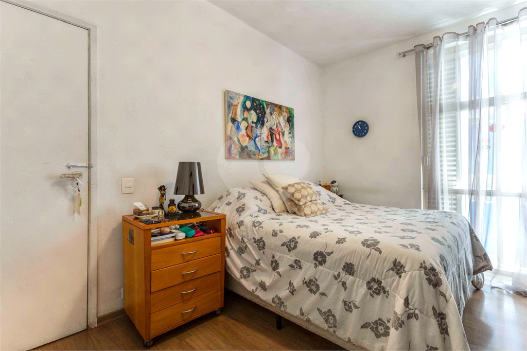  Em Higienópolis 290m² - Elegância e bom gosto.