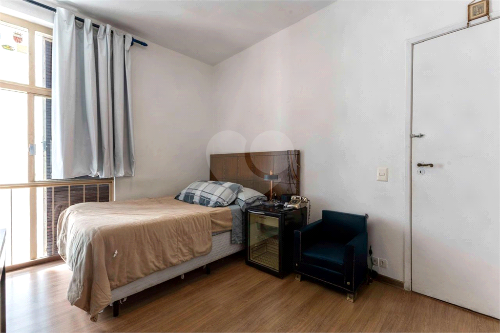  Em Higienópolis 290m² - Elegância e bom gosto.