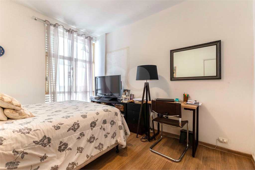  Em Higienópolis 290m² - Elegância e bom gosto.