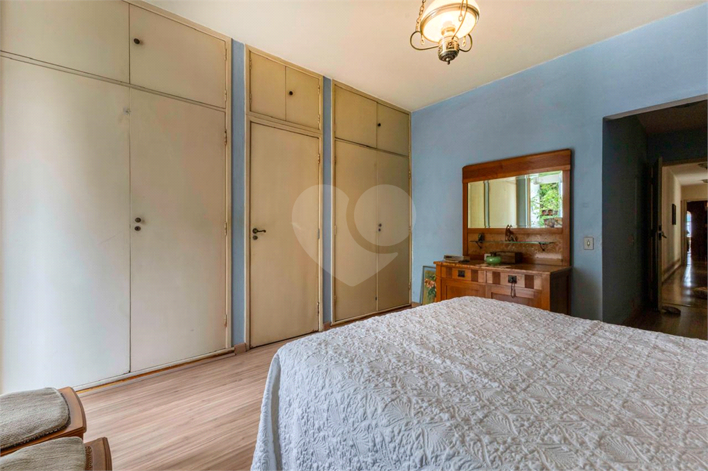  Em Higienópolis 290m² - Elegância e bom gosto.