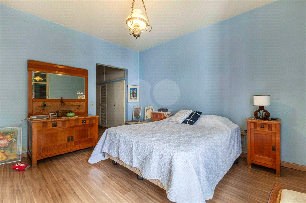  Em Higienópolis 290m² - Elegância e bom gosto.