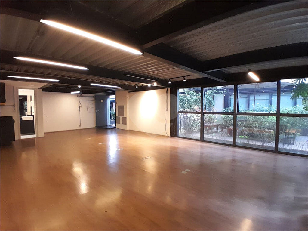 Sala Comercial para Alugar na Vila Madalena