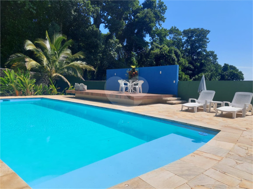 Casa em Ilhabela a venda com1422 m² de terreno e linda vista.