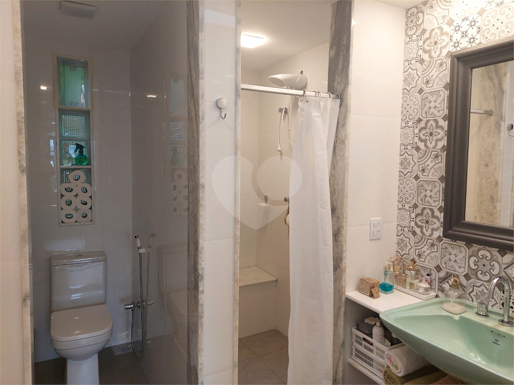 Casa em Ilhabela a venda com1422 m² de terreno e linda vista.