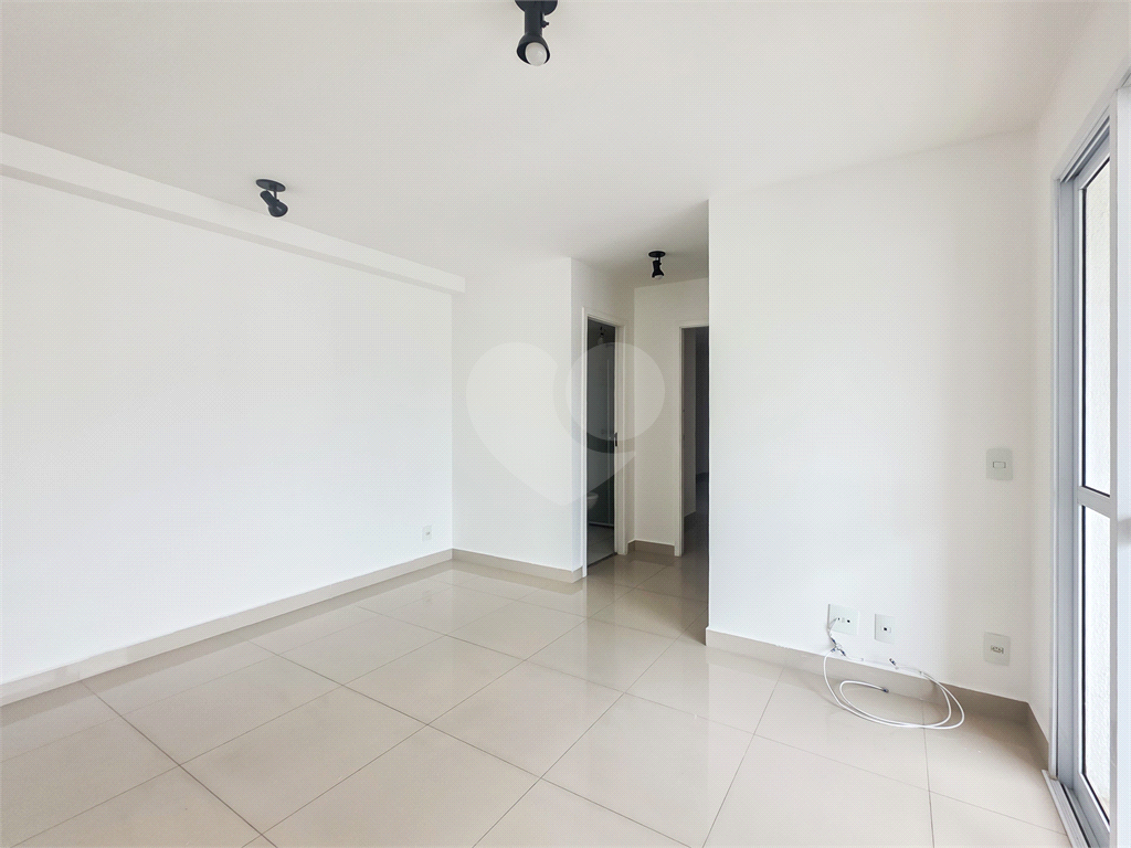 Apartamento - Ipiranga - 2 Quartos / Dormitórios - 1 Vaga - Venda / Compra