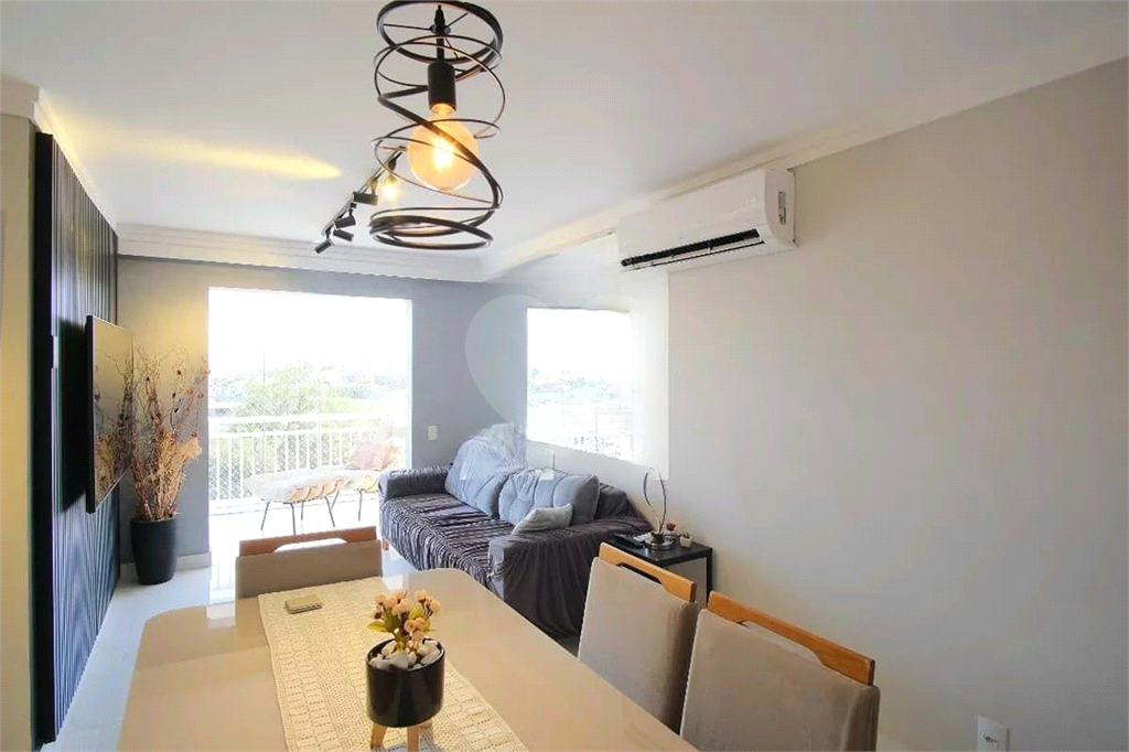 Apartamento - Vila Matilde - 3 Quartos (1 Suíte) - 2 Vagas - Venda / Compra