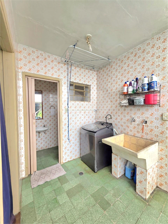 Casa com 4 quartos edícula quintal 