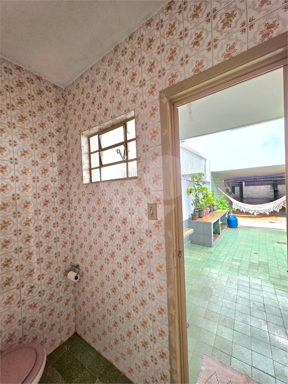 Casa com 4 quartos edícula quintal 